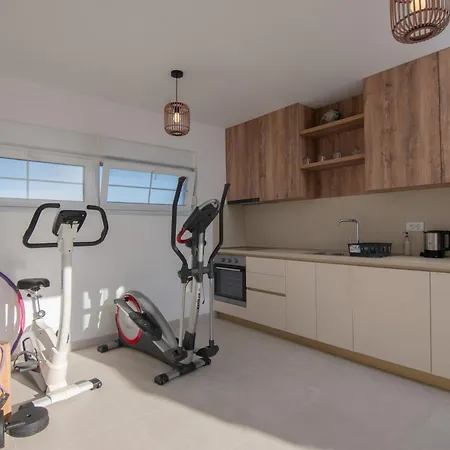 Ocean Breeze With Pool * Zaglavice