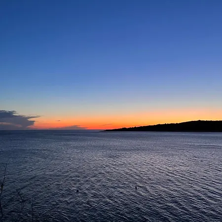 Ocean Breeze With Pool Villa *