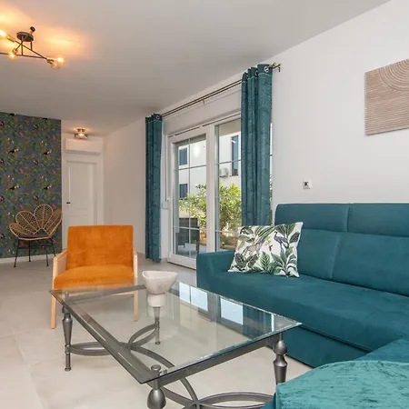 Villa Ocean Breeze With Pool *