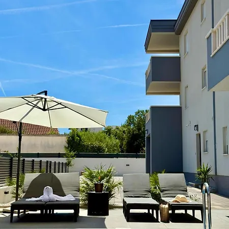 Ocean Breeze With Pool Zaglavice