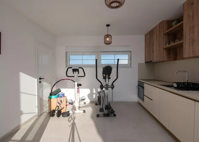 Villa Ocean Breeze With Pool Zaglavice