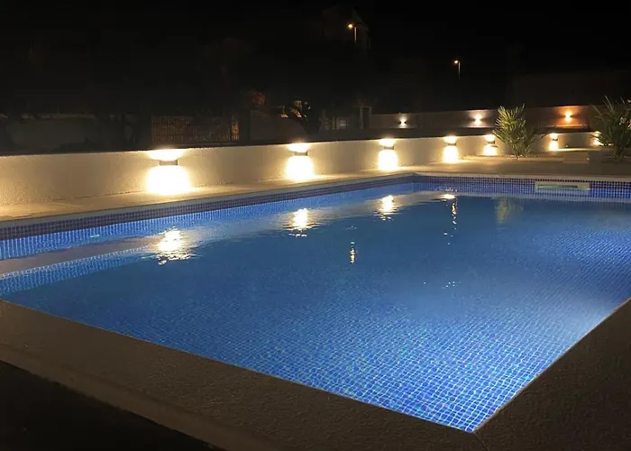Ocean Breeze With Pool فيلة