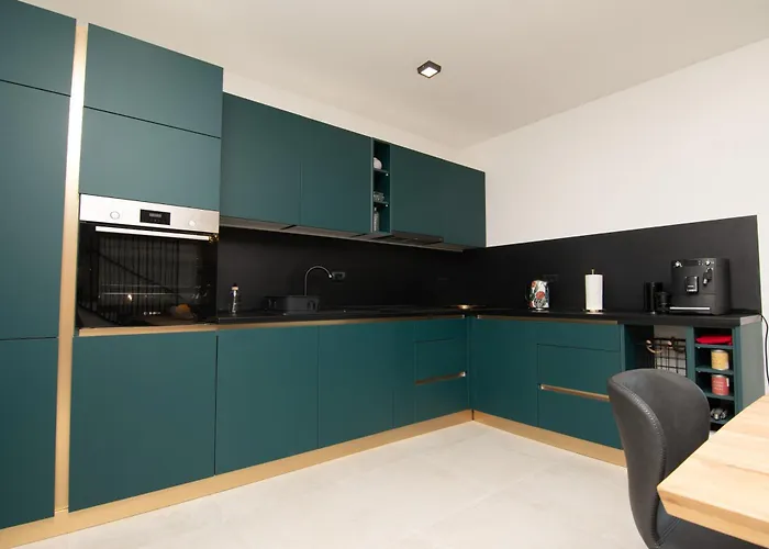 Ocean Breeze With Pool Villa