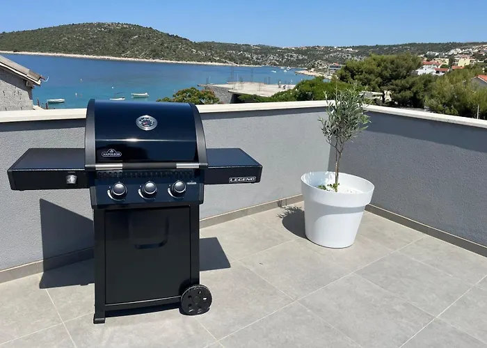 Villa Ocean Breeze With Pool Zaglavice